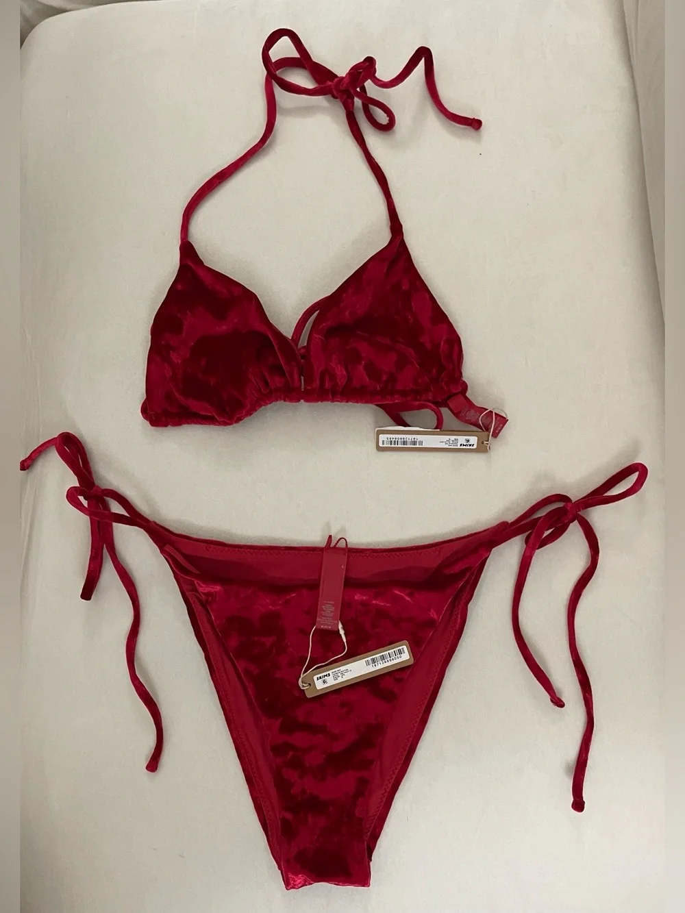 SKIMS 2Pc SET NWT Triangle Bikini Top & Tie-Side Bottom Velvet Lips Red Size M